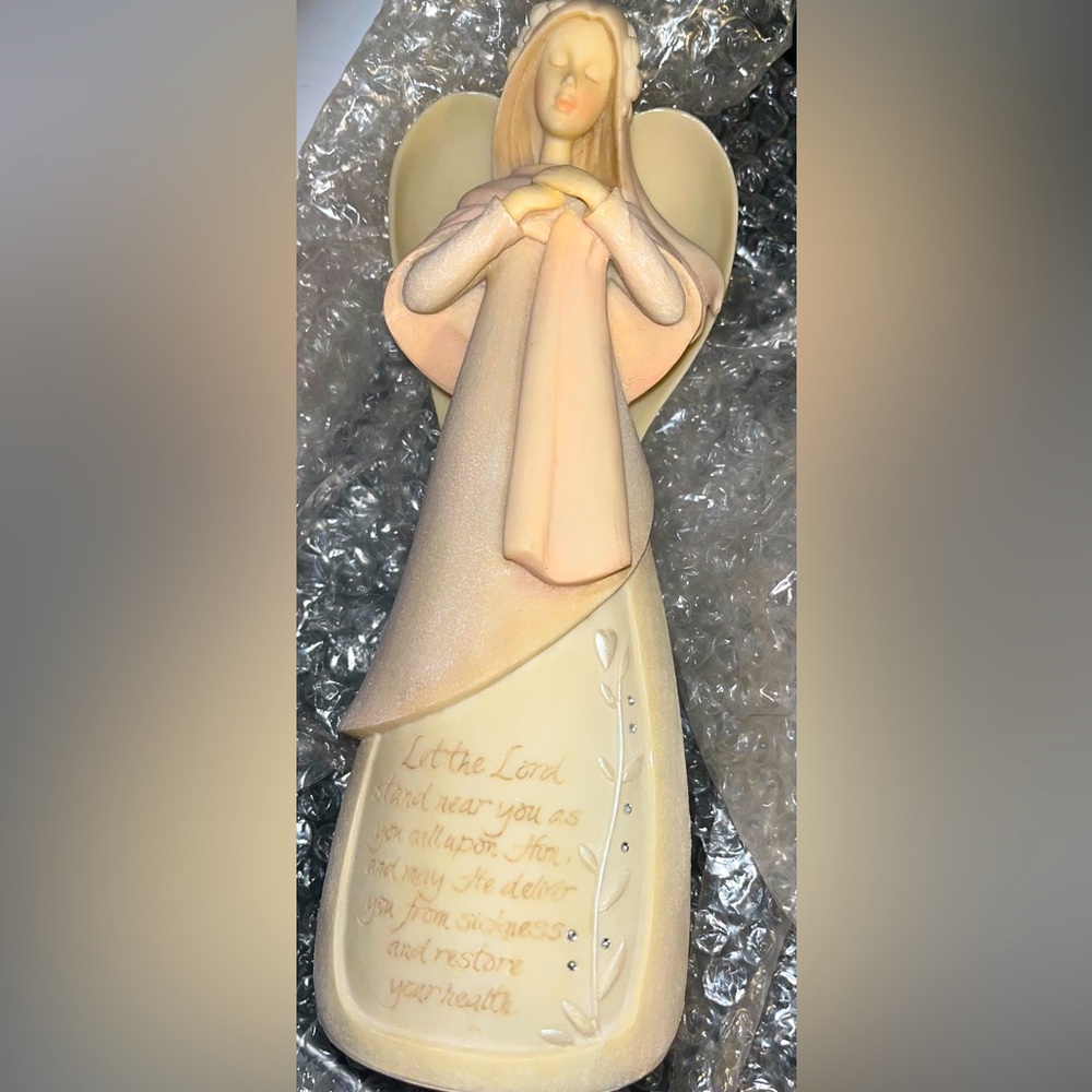 Angel figurine